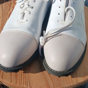 new women's 10 White Lace-Up golf Shoes